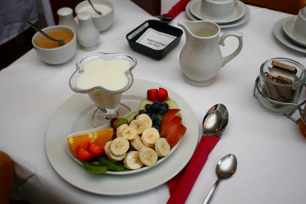 The Penn Club Bed and Breakfast London Eksteriør billede