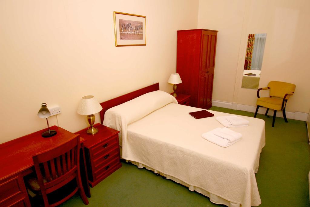 The Penn Club Bed and Breakfast London Eksteriør billede