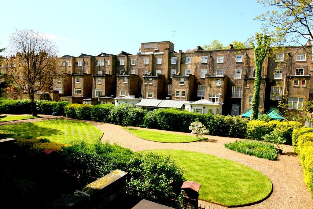 The Penn Club Bed and Breakfast London Eksteriør billede